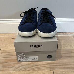 Kenneth Cole Reaction Men's Navy Suede Low-Top Sneakers with Black Laces